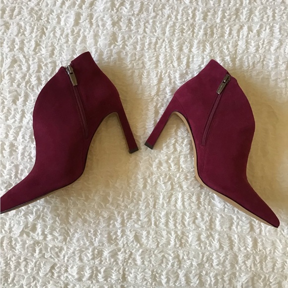 Vince Camuto ankle suede boots NEW - Picture 4 of 5